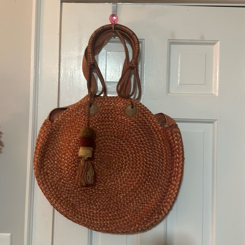 America & Beyond purse